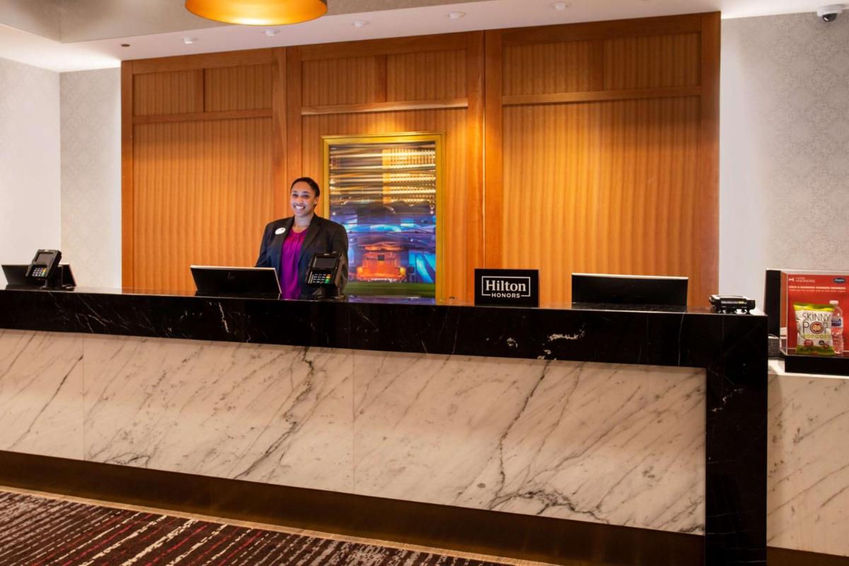 Homewood Suites by Hilton Chicago Downtown West Loop - image 6