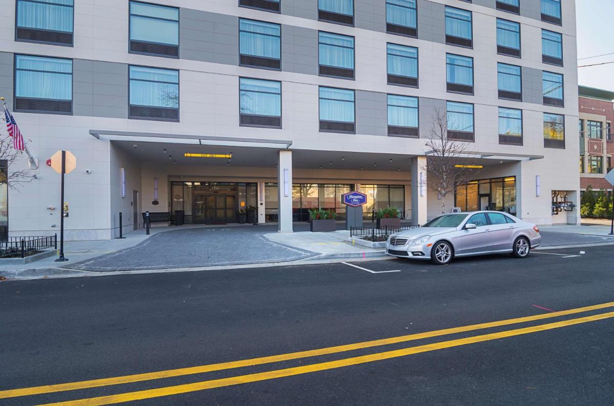 Hampton Inn Chicago North-Loyola Station Il - image 2