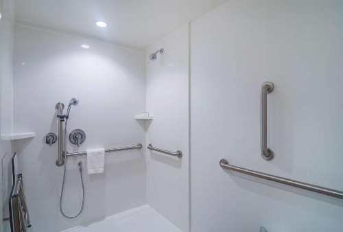 Hampton Inn Chicago North-Loyola Station Il - image 34