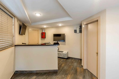 Rodeway Inn Chicago/Evanston - image 21