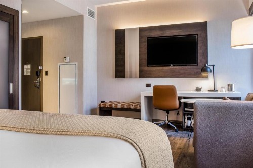Cambria Hotel Chicago Loop/Theatre District - image 15