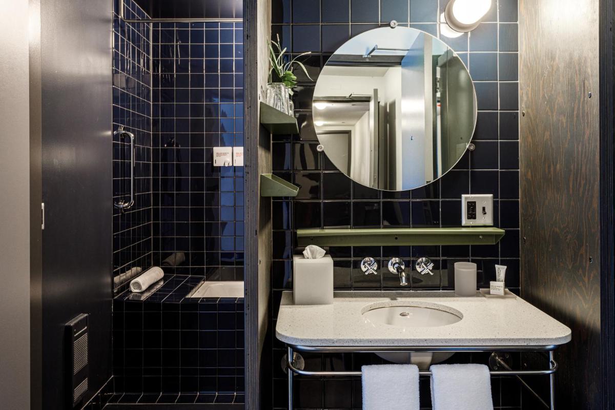 Ace Hotel Chicago - image 7