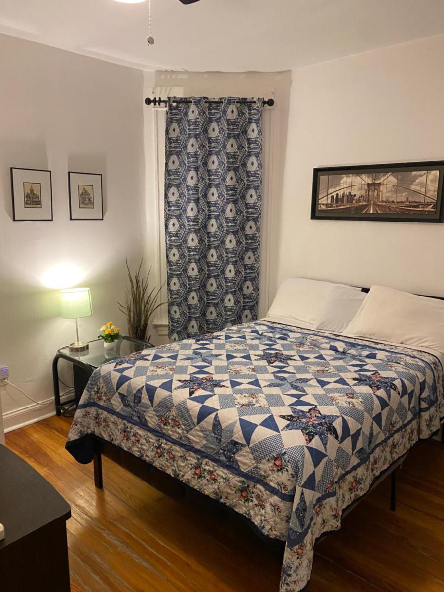 Hollywood Rentals LLC - main image