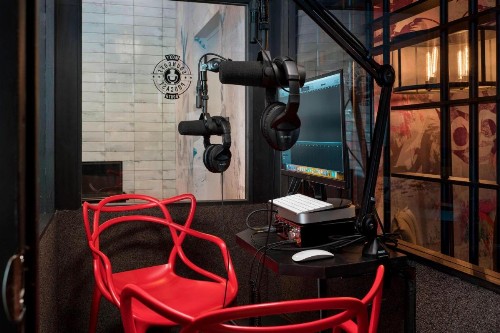 Moxy Chicago Downtown - image 29
