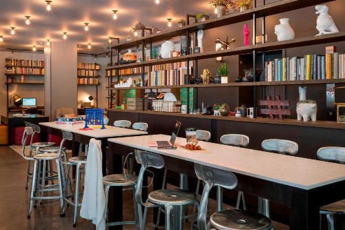 Moxy Chicago Downtown - image 33