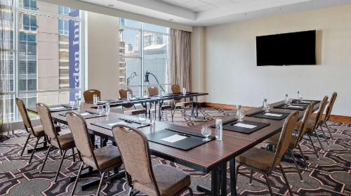 Hampton Inn Chicago McCormick Place - image 13