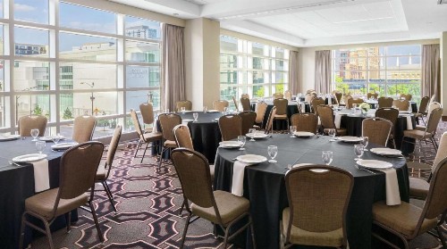 Hampton Inn Chicago McCormick Place - image 20