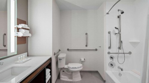 Hilton Garden Inn Chicago McCormick Place - image 25