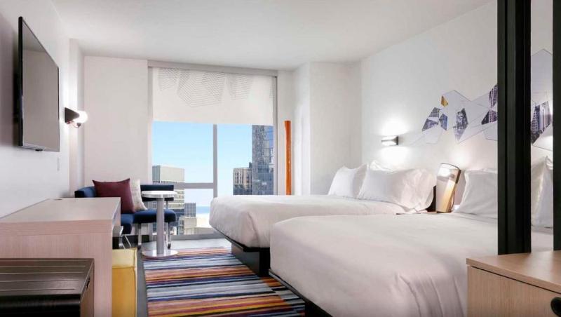 Aloft Chicago Mag Mile - main image