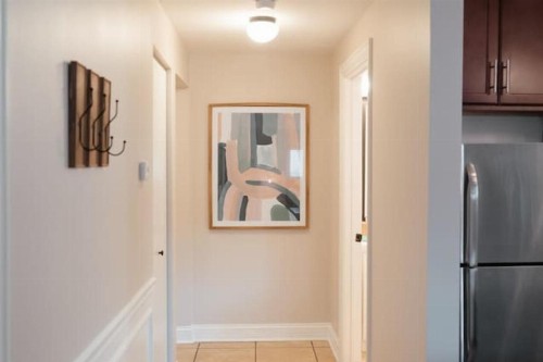 Cozy Stylish 2BR Apt near O'Hare Int'l Airport - image 32