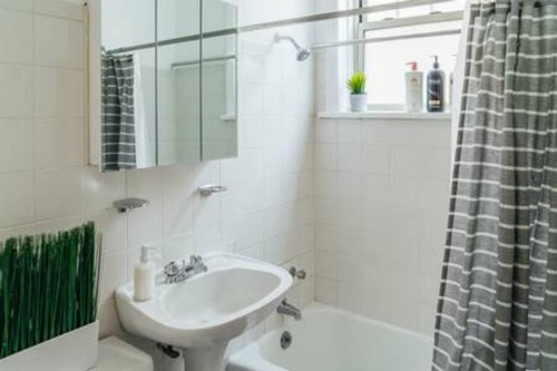 Cozy Stylish 2BR Apt near O'Hare Int'l Airport - image 37