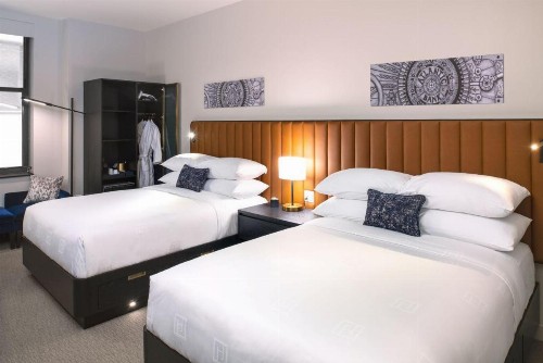 Hotel Julian Chicago - image 38