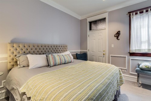 Ruby Room Inn - image 13