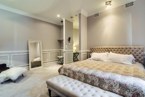 Ruby Room Inn - image 33