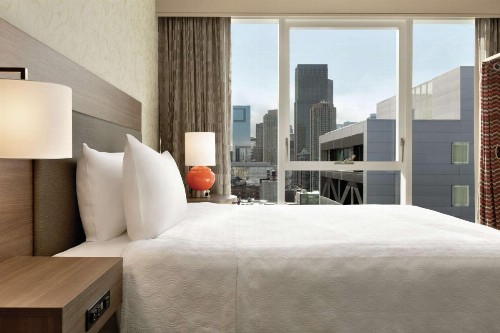 Home2 Suites By Hilton Chicago River North - image 26