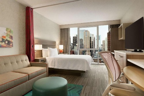 Home2 Suites By Hilton Chicago River North - image 39
