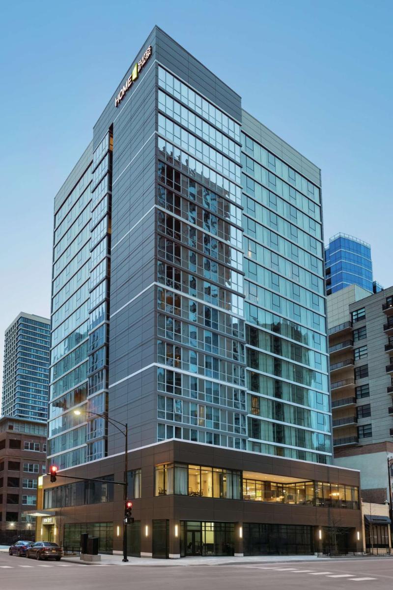 Home2 Suites By Hilton Chicago River North - image 4