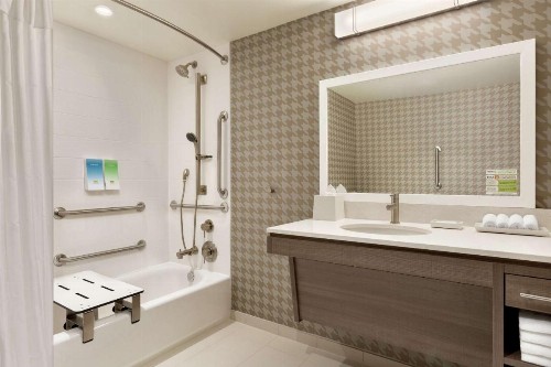Home2 Suites By Hilton Chicago River North - image 41