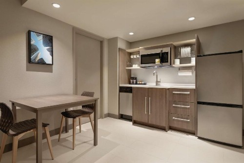 Home2 Suites By Hilton Chicago River North - image 49