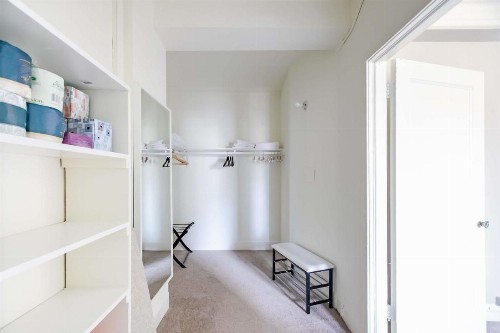 Historic HP 1BR with Fast Transit to UChicago & DT by Zencity - image 2