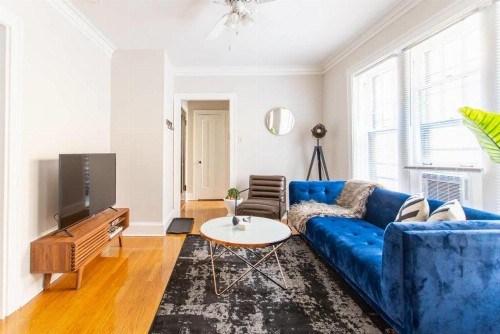 Vintage Modern 1BR Getaway Apt In Lincoln Square