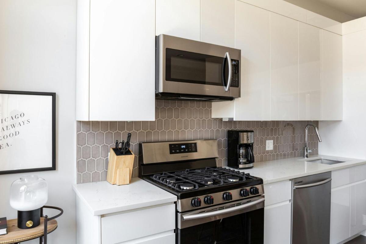 Sonder — Greektown Suites - image 3