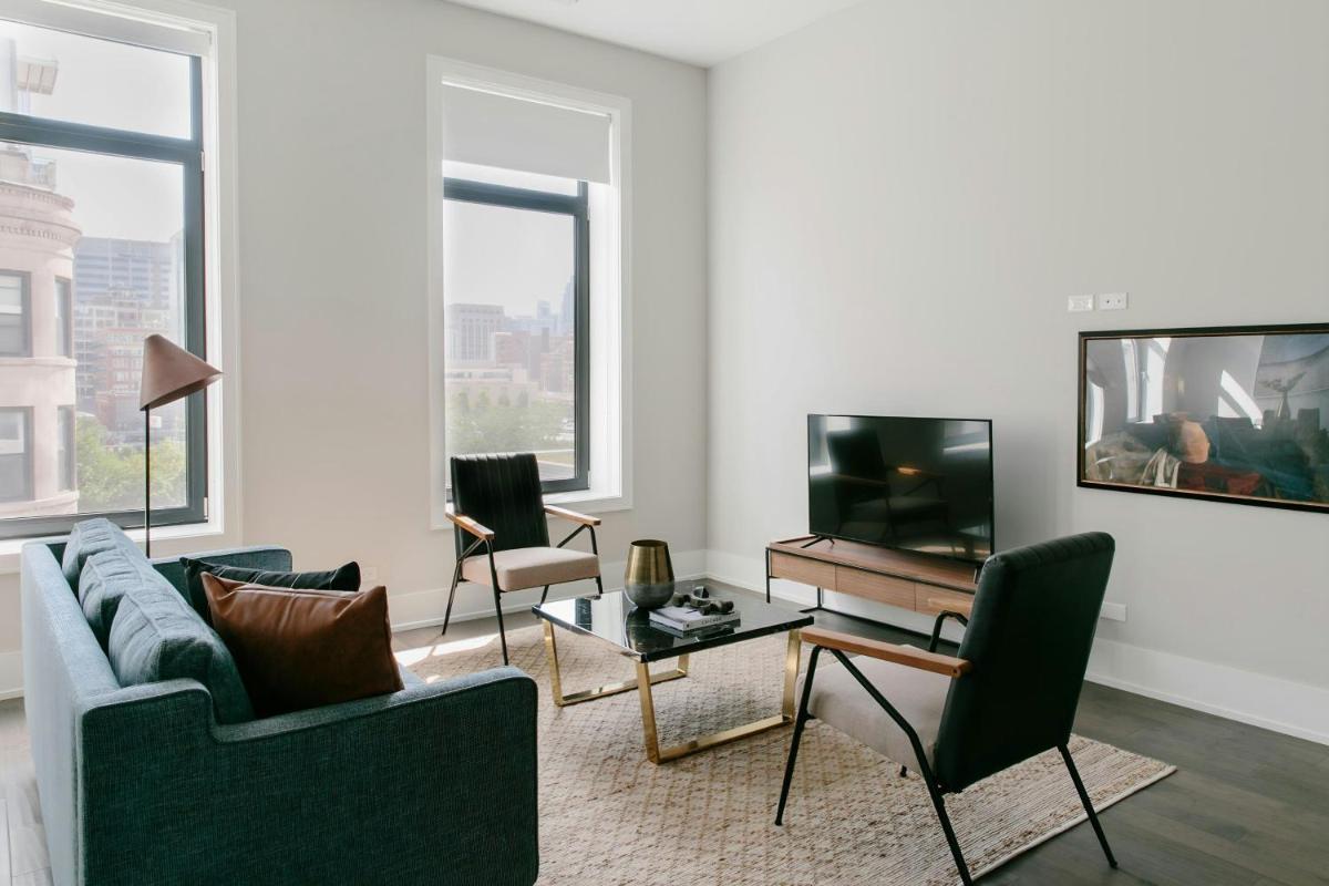 Sonder — Greektown Suites - image 4