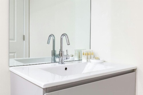 Sonder — Greektown Suites - image 7