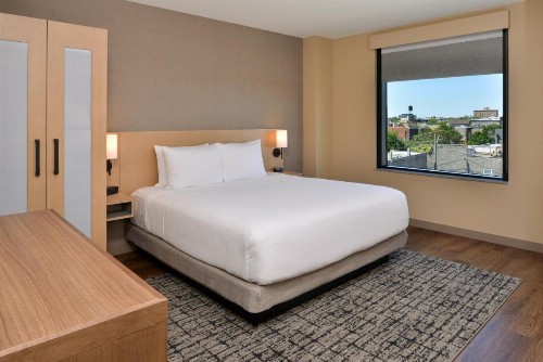 Hyatt Place Chicago Wicker Park - BRAND NEW - image 11