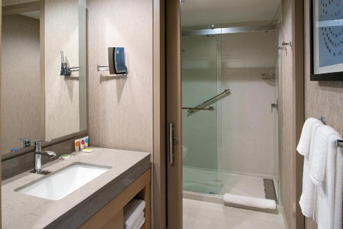 Hyatt Place Chicago Wicker Park - BRAND NEW - image 12