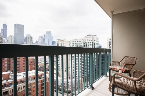 Kasa Chicago River North - image 18