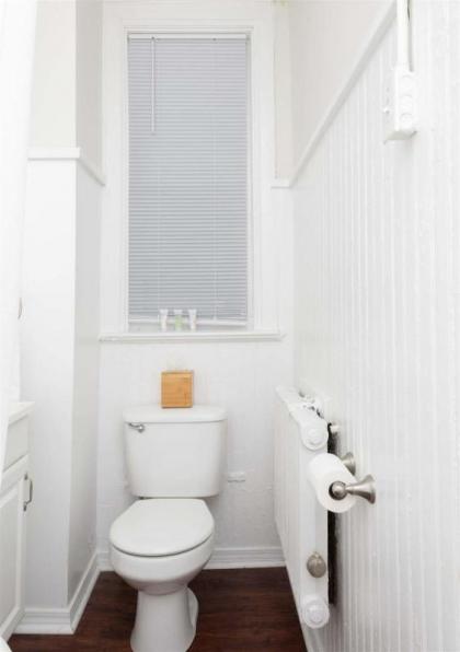 Classic West town Studio with WD by Zencity