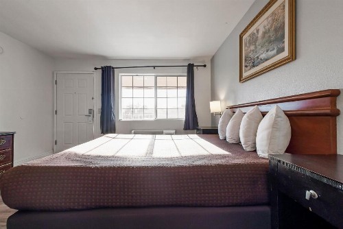 Heritage Inn Express Chico - image 15