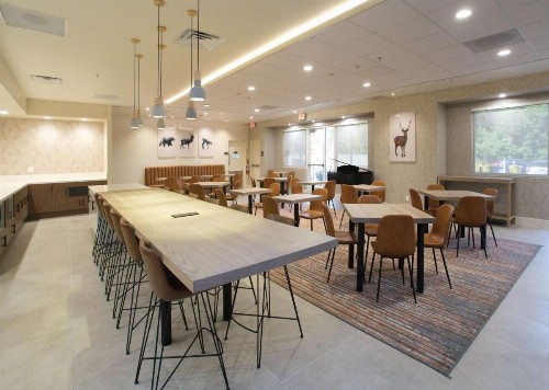 Doubletree By Hilton Chico Ca - image 17