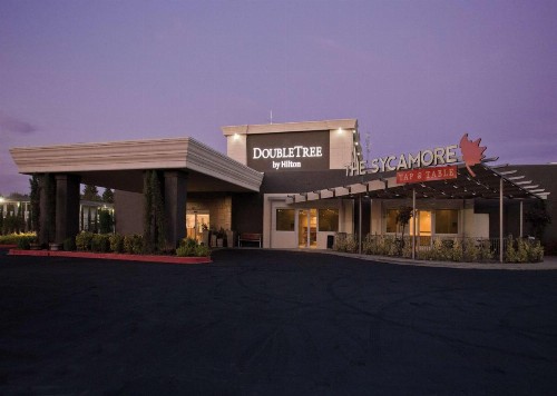 Doubletree By Hilton Chico Ca - image 3
