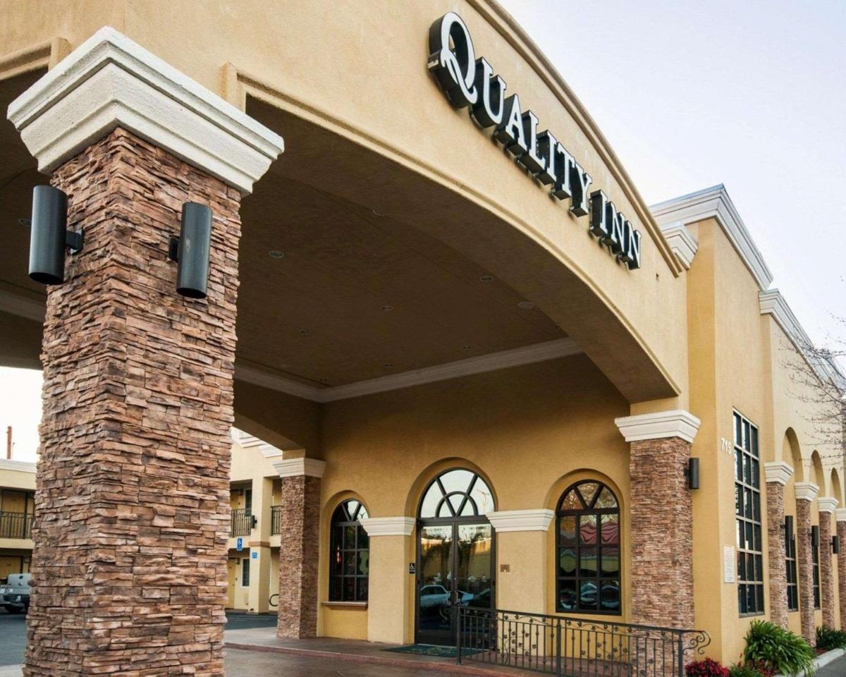 Quality Inn Chico - image 2