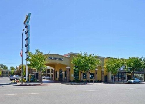 Quality Inn Chico - image 31