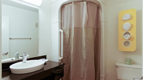 Motel 6-Chico CA - image 31