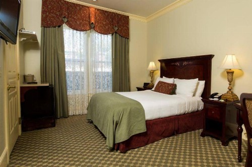 Diamond Hotel - image 35