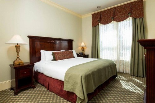 Diamond Hotel - image 36