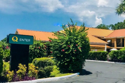 Quality Inn near Manatee Springs State Park - image 4
