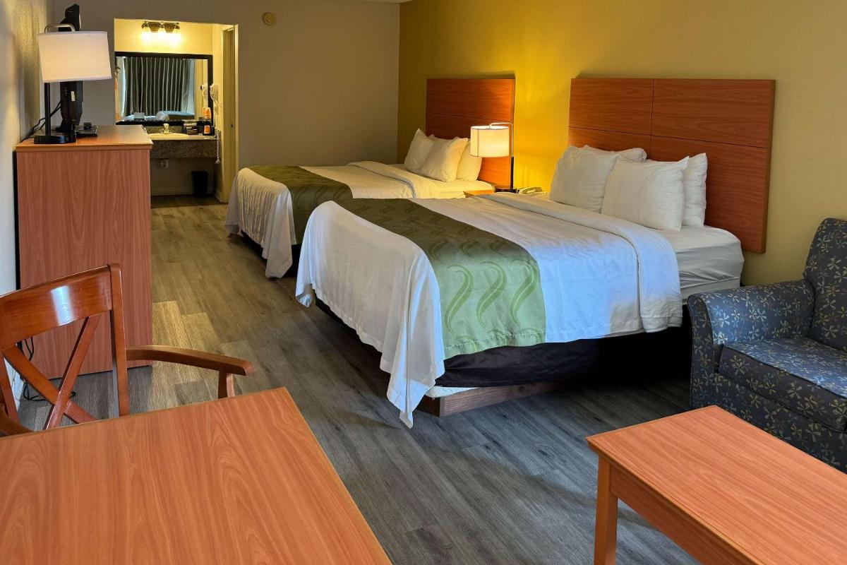 Quality Inn near Manatee Springs State Park - image 5