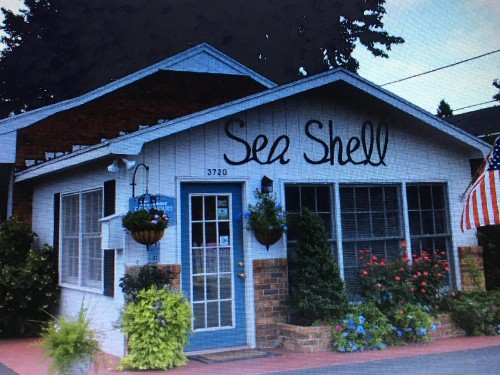 Sea Shell Motel - image 30