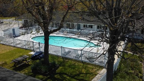 Sea Shell Motel - image 40