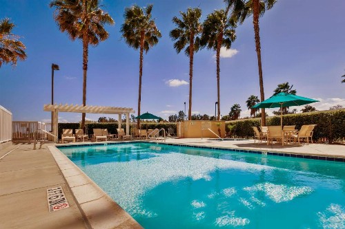 Hampton Inn & Suites Chino Hills - image 16