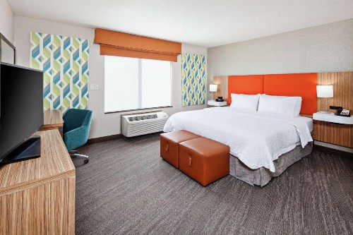 Hampton Inn & Suites Chino Hills - image 5