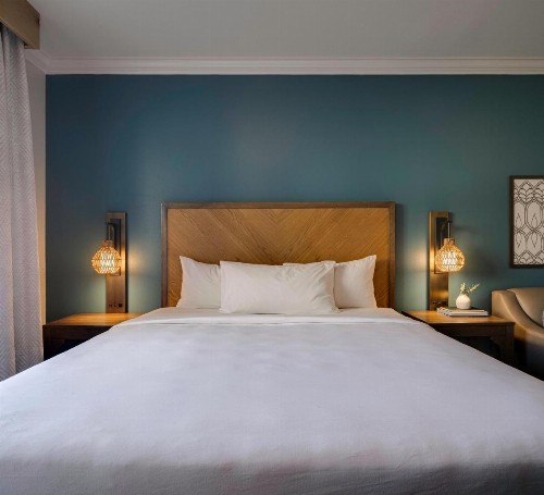 Ayres Hotel Chino Hills - image 15