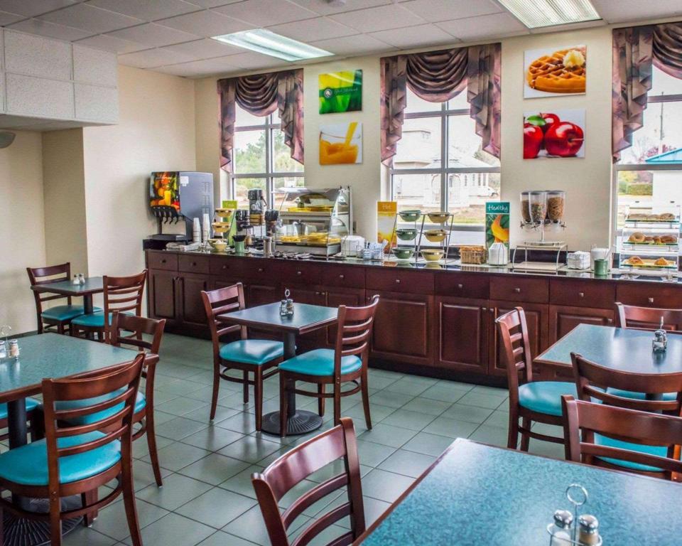 Quality Inn Chipley I-10 at Exit 120 - image 3