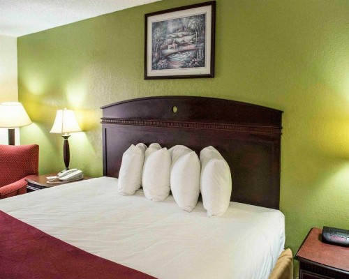 Quality Inn Chipley I-10 at Exit 120 - image 36