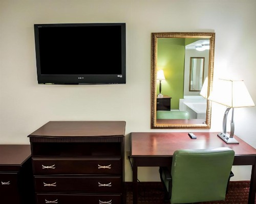 Quality Inn Chipley I-10 at Exit 120 - image 49